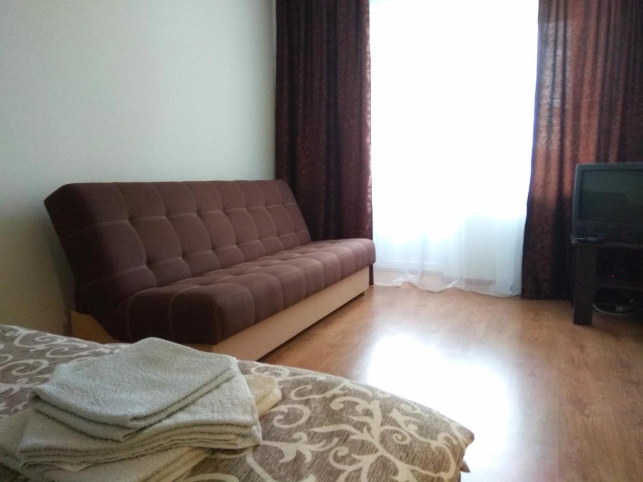 Затишна Квартира Apartamento Rivne Exterior foto
